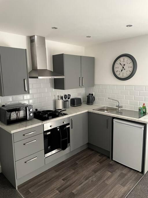 #6Bs 1 Bed Serviced Apartment Derby Eksteriør bilde