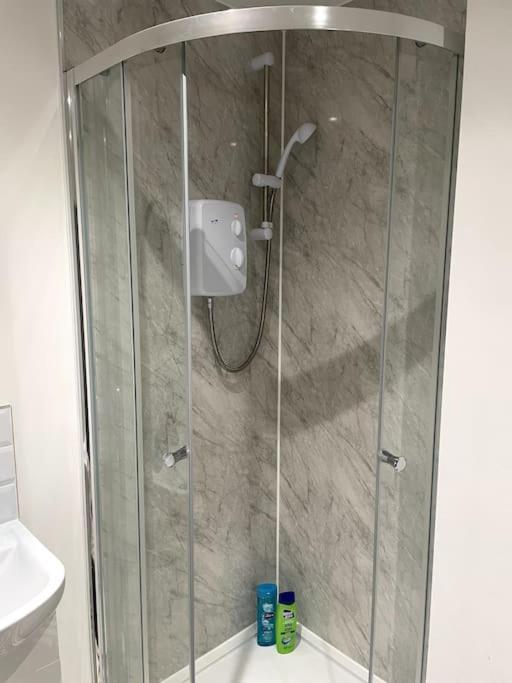 #6Bs 1 Bed Serviced Apartment Derby Eksteriør bilde